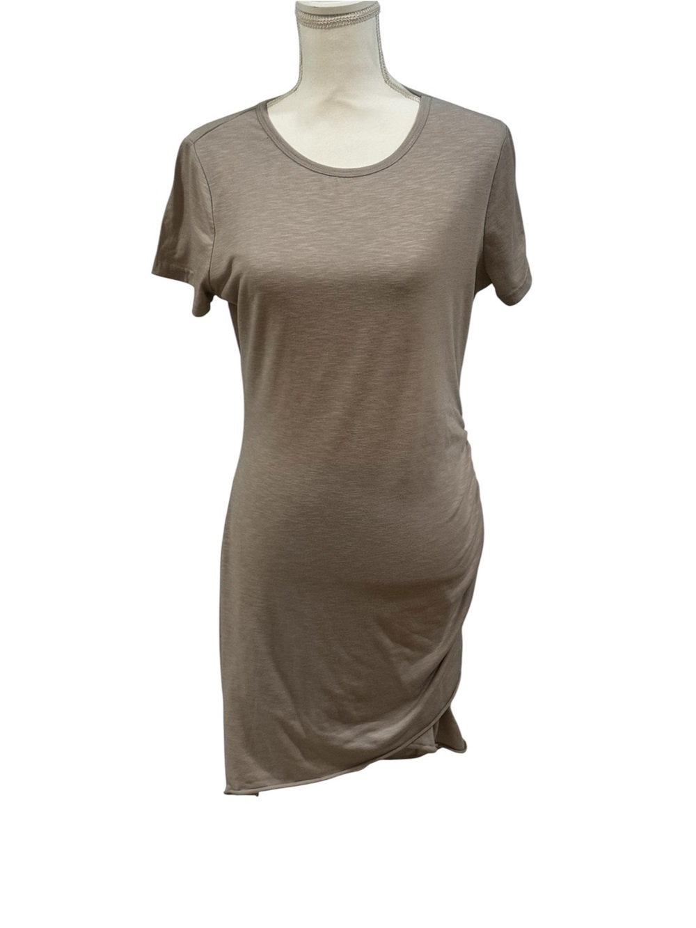 Midi short sleeved classic taupe T-Shirt dress, rushing on one side, M.